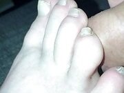 Amateur Milf Footjob Toes under Forskin (1)