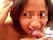 'Novia Mexicana TÃ­mida En su Primer video Porno, sexo oral a escondidas al novio.'